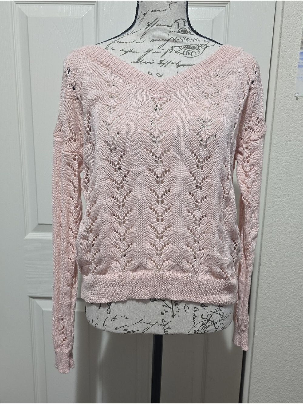 Blue Rain Womens Light Pink Openwork Knit V Neck Sweater Small NWOT